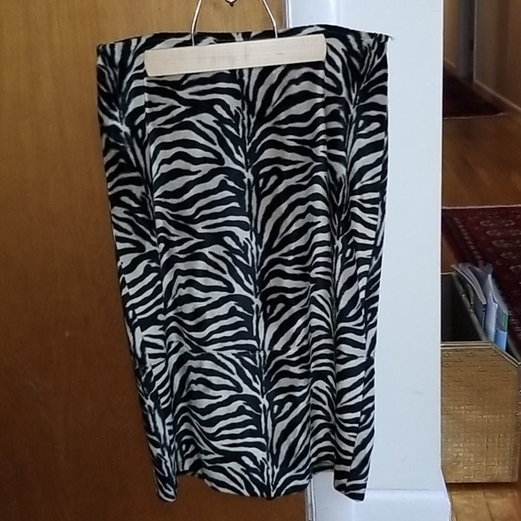 Animal print faux fur skirt - Picture 1 of 3